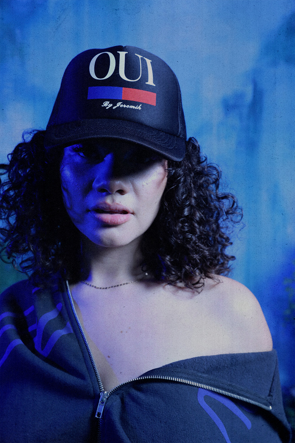 Oui Black Trucker Hat