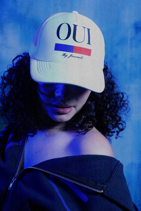 Oui Trucker Hat - White