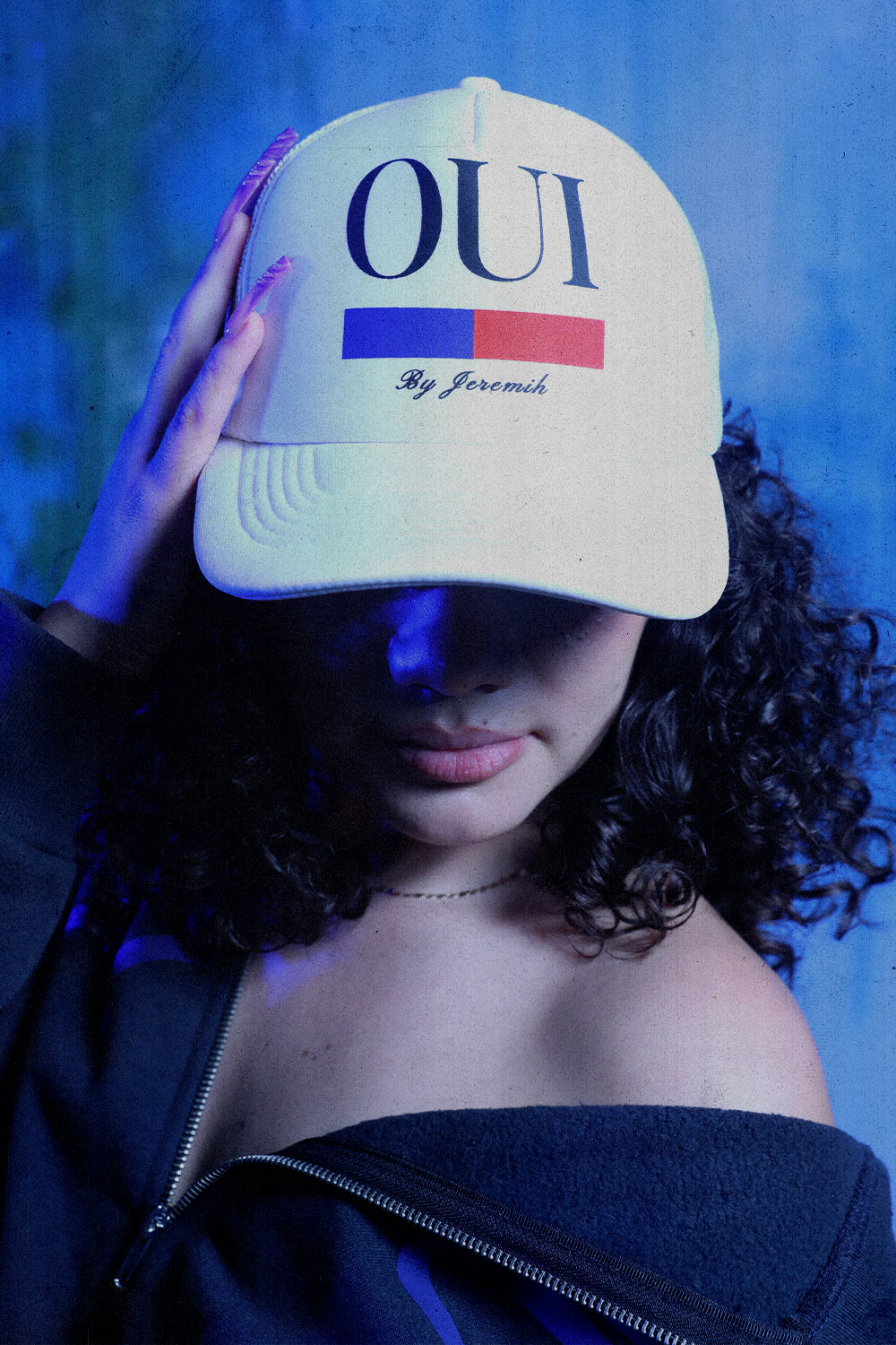 Oui Trucker Hat - White
